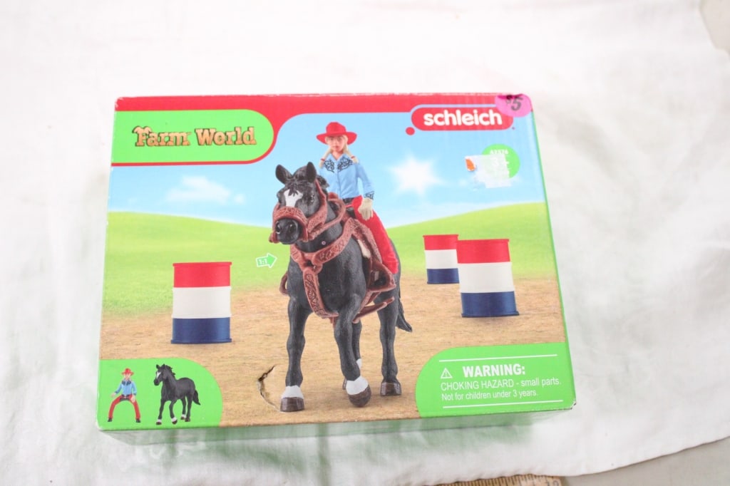 Squirt S&P & Shaker, Hot Wheels & Schleich Toy - 18