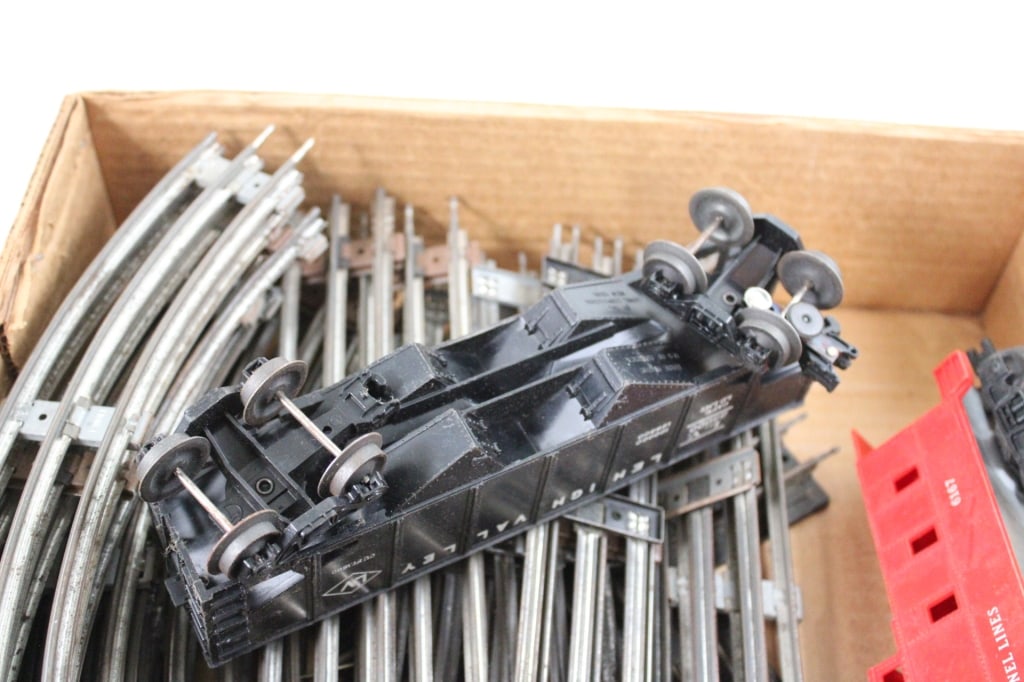 Lionel Electric Train Set - 6