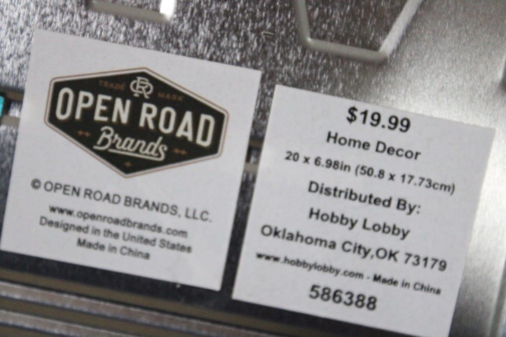 2 Chevy Signs, Knickerbocker Target & More - 18