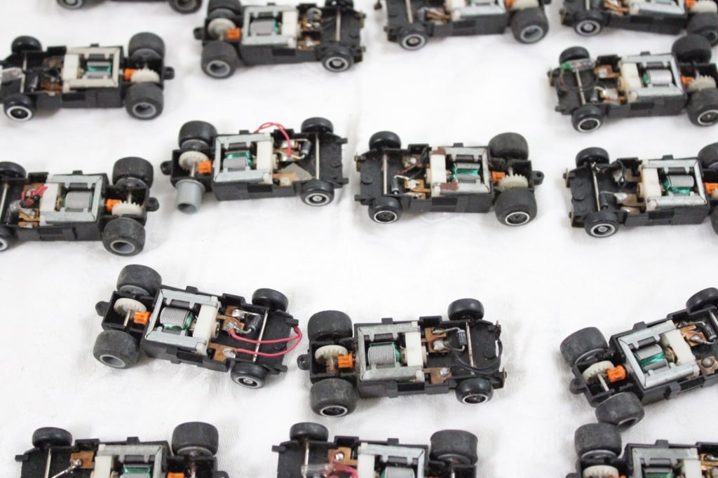 Large Lot of Slot Car Chassis - 15