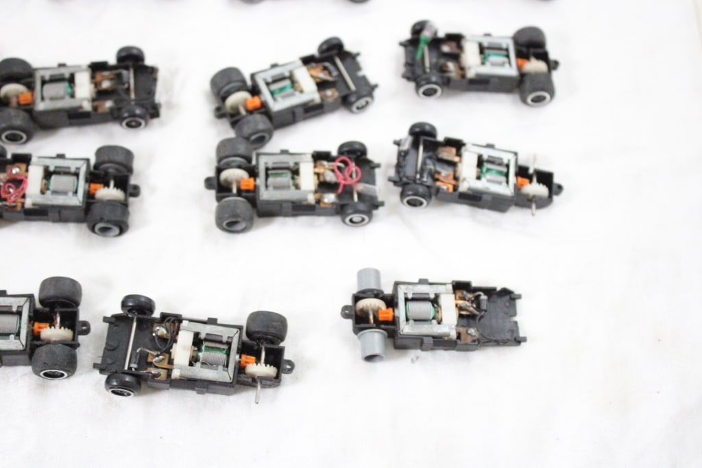 Large Lot of Slot Car Chassis - 19