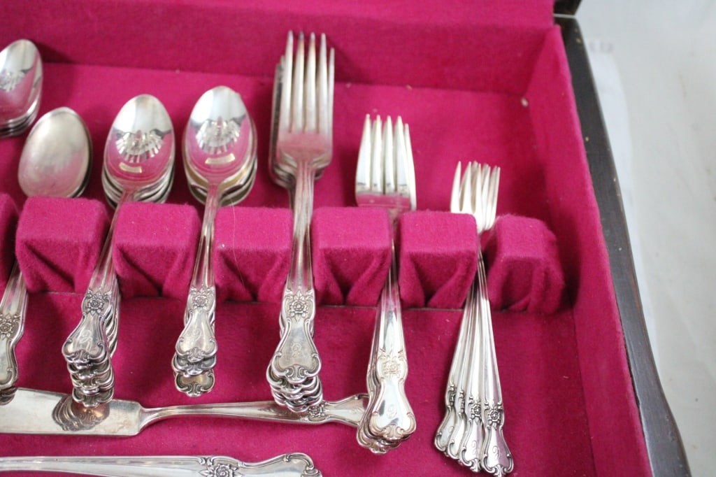 56 Piece Set Old Company Silver Plate Flatware - 7