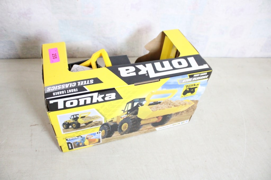 Tonka Front Loader #952 Steel Chassis New in Box - 4