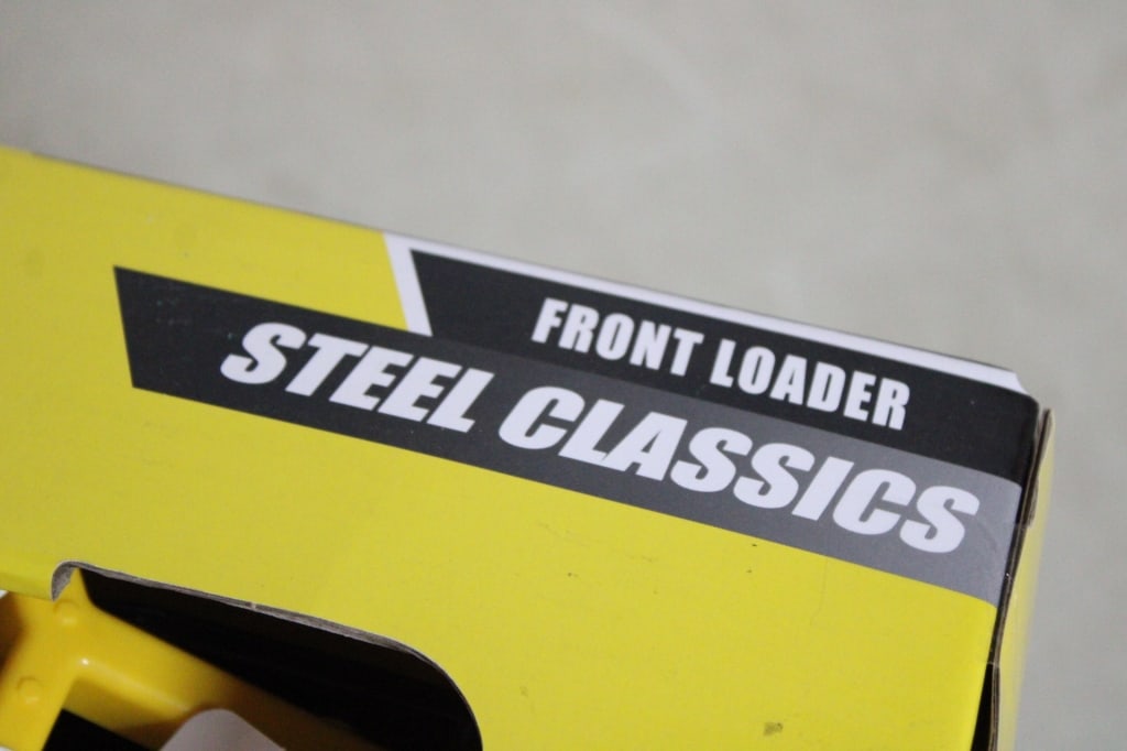 Tonka Front Loader #952 Steel Chassis New in Box - 5