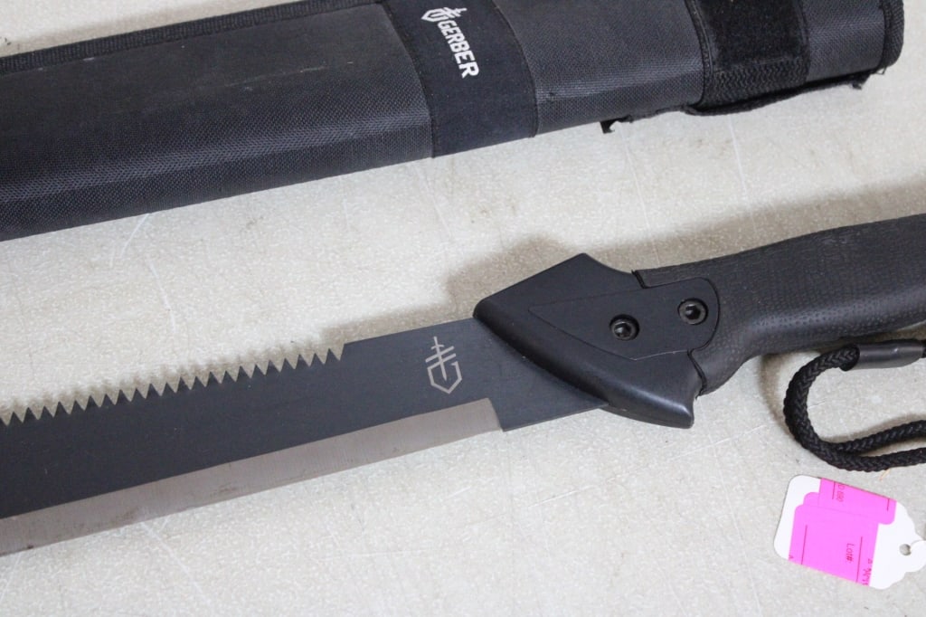 Gerber Gator Sharp Long Steel Machete Hunting - 4
