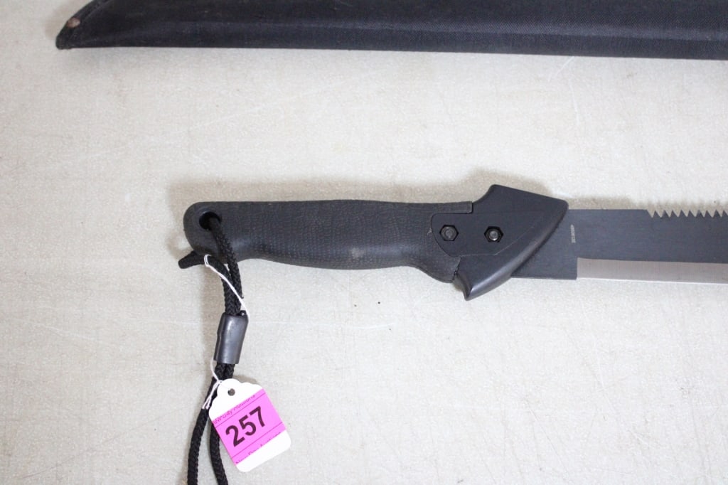 Gerber Gator Sharp Long Steel Machete Hunting - 7