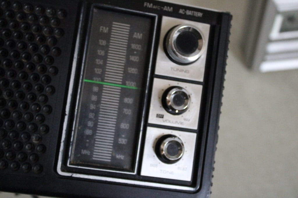 3 Portable Radios -Panasonic & G.E. - 11