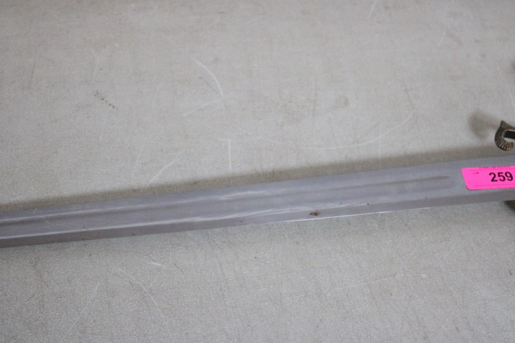 46" Replica Robin Hood Prince of Thieves Sword - 3