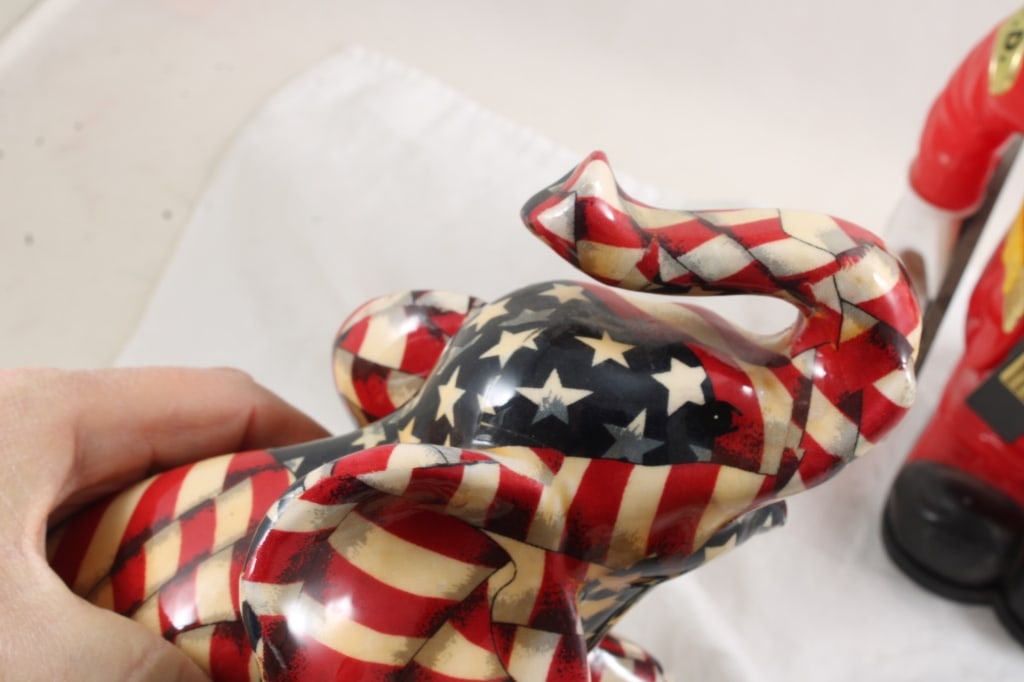 Bump'n Benny Clown, Patriotic Elephant Figure - 6