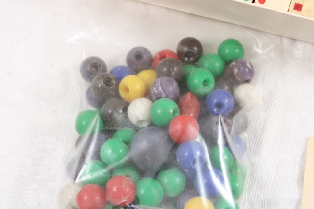 Las Vegas Casino & Other Dice & Game Pieces - 6