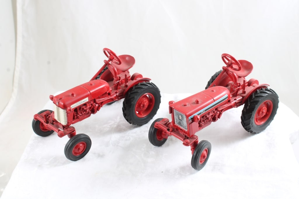 International Cub & IH Farmall Cub Tractors: International Cub & IH Farmall Cub Tractors - Lot Size 7" x 7" x 5". 2 Lbs. All information and photos are intended to be as accurate as possible, but errors are possible. No item may be