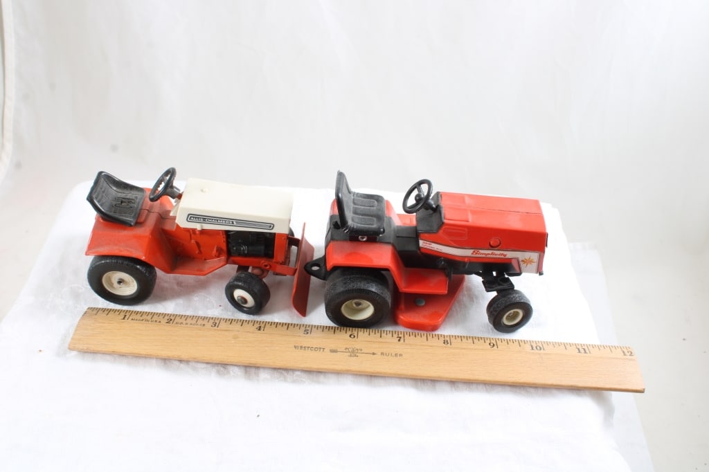Allis Chalmers & Simplicity Lawn Tractors - 13