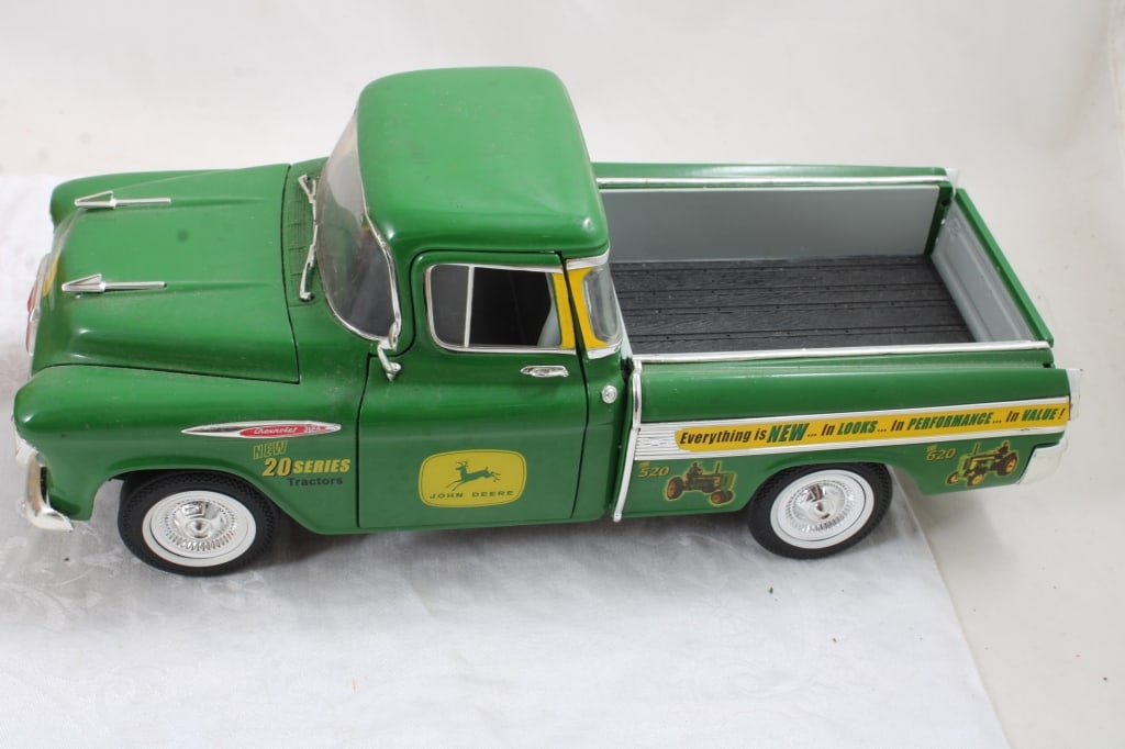 1982 Toy Show Tractor, 1957 John Deere 20 Pickup - 2