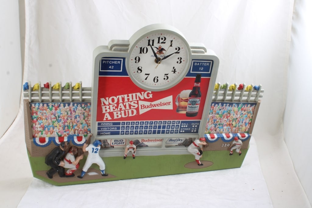 Anheuser Busch Budweiser 3-D Scoreboard Clock (1 of 5)