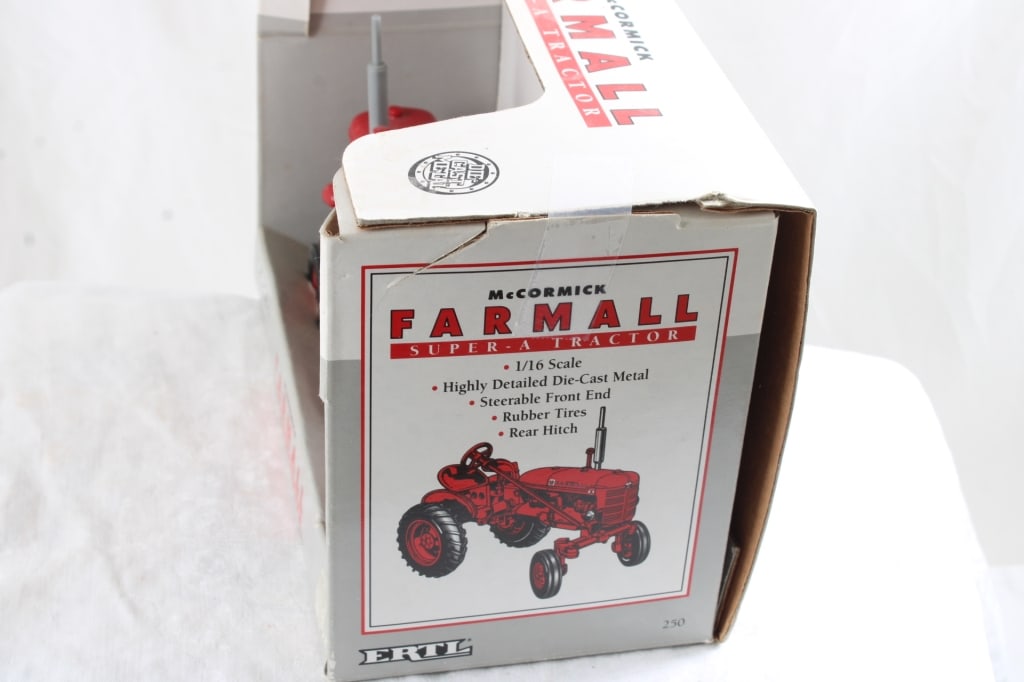 McCormick Farmall Model A Tractor in Box Ertl - 7