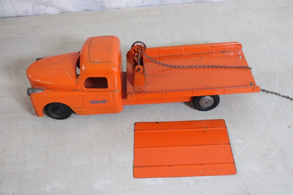 Structo Toys Flat Bed Transport Truck 20" - 2