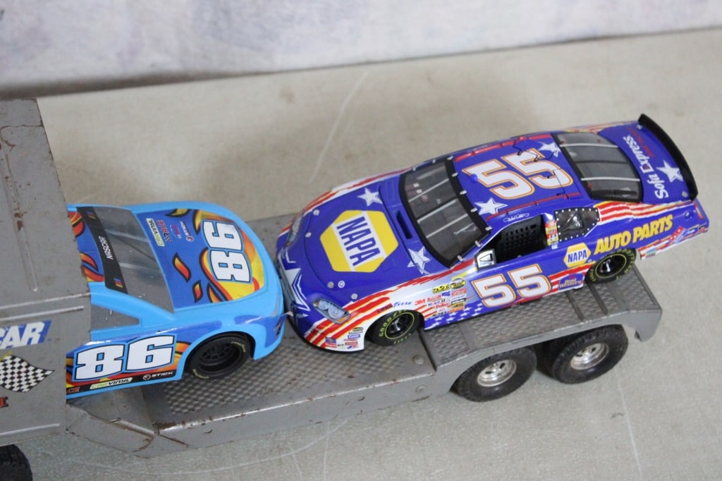 Ertl Pressed Steel Nascar Car Hauler & Race Cars - 3