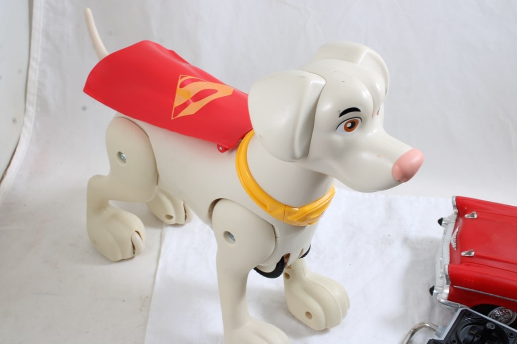 Remote Control '57 Chevy & Mattel Krypto Super Dog - 2