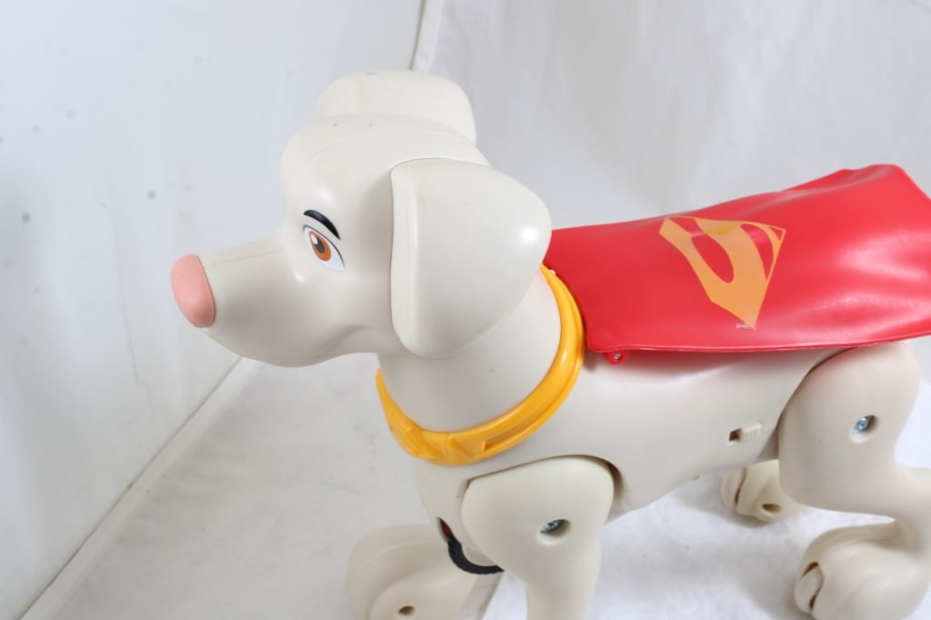 Remote Control '57 Chevy & Mattel Krypto Super Dog - 3