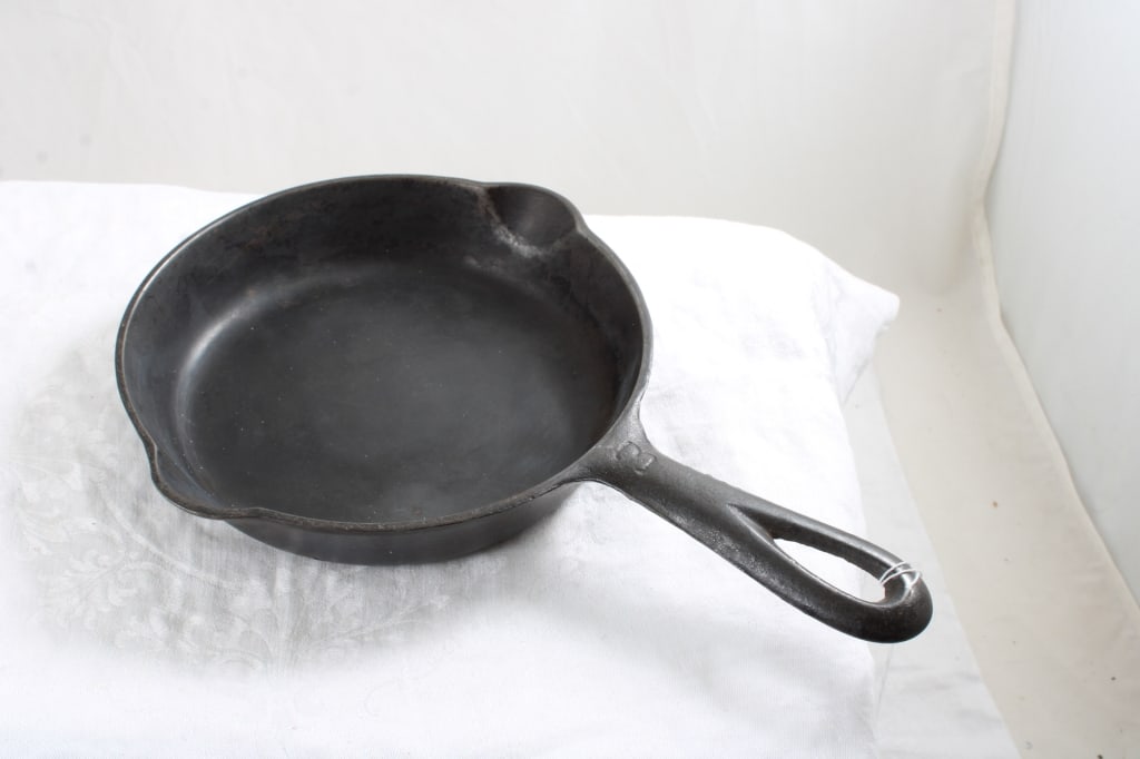 Griswold #3 Large Block Logo 709B Skillet - 2