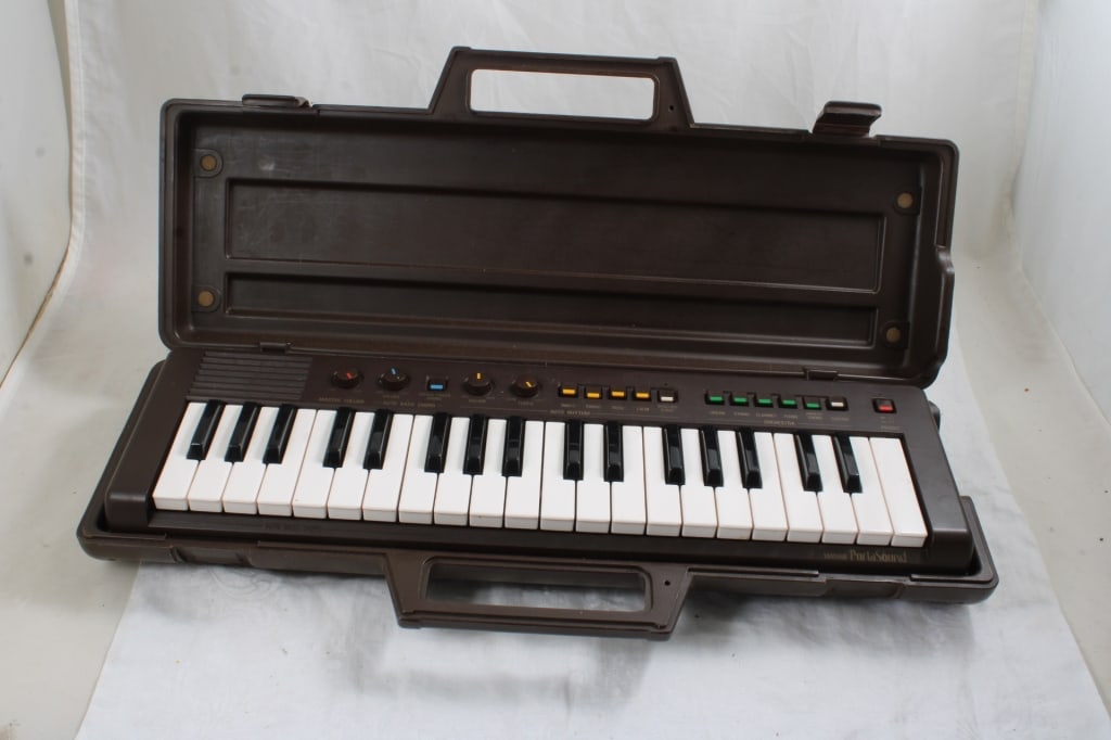 Yamaha Portable Electronic Digital Piano Model PS2: Yamaha Portable Electronic Digital Piano Model PS2 - in Working Condition with Case. No Adapter, runs on batteries. Lot Size 20" x 7" x 4". 6 Lbs. All information and photos are intended to be