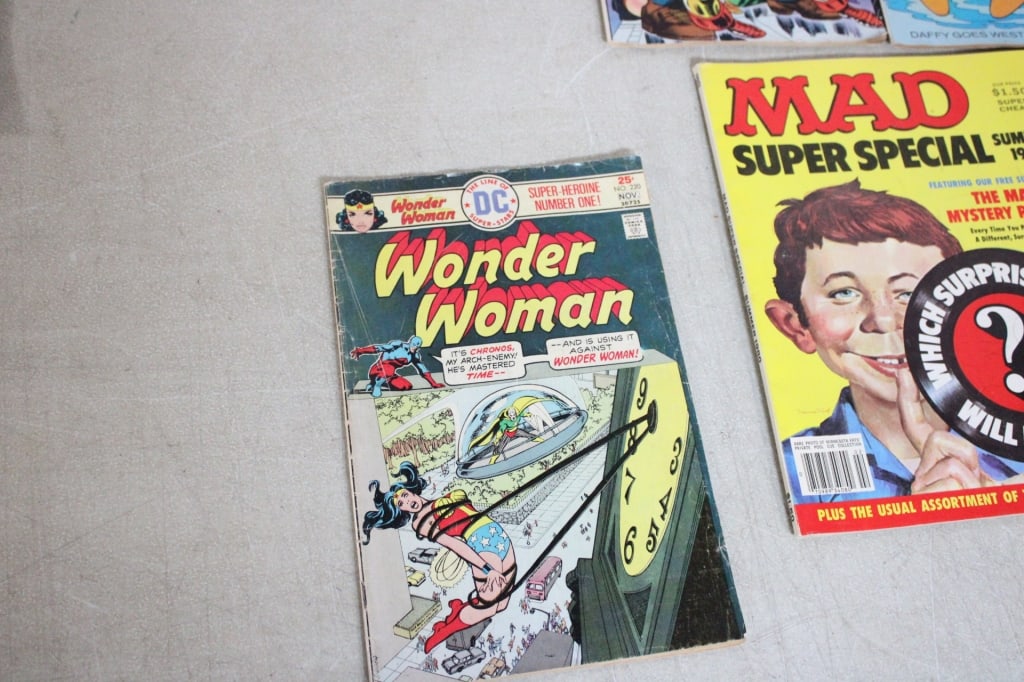 19 MAD Comic Books and Magazines Vintage - 11