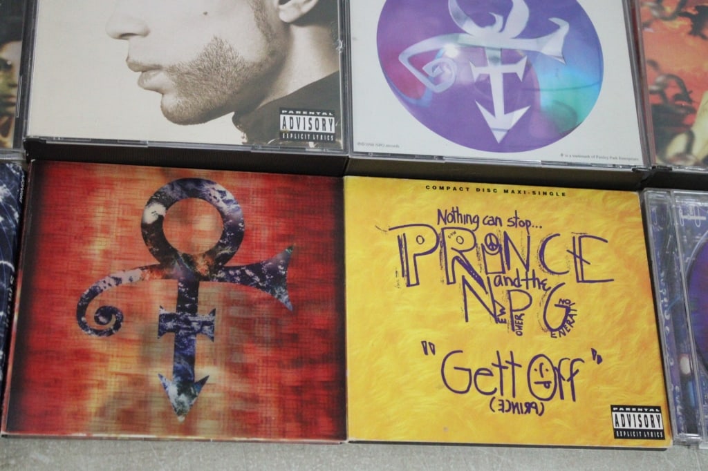 33 Prince CDs, Some are Multiple Sets - 6