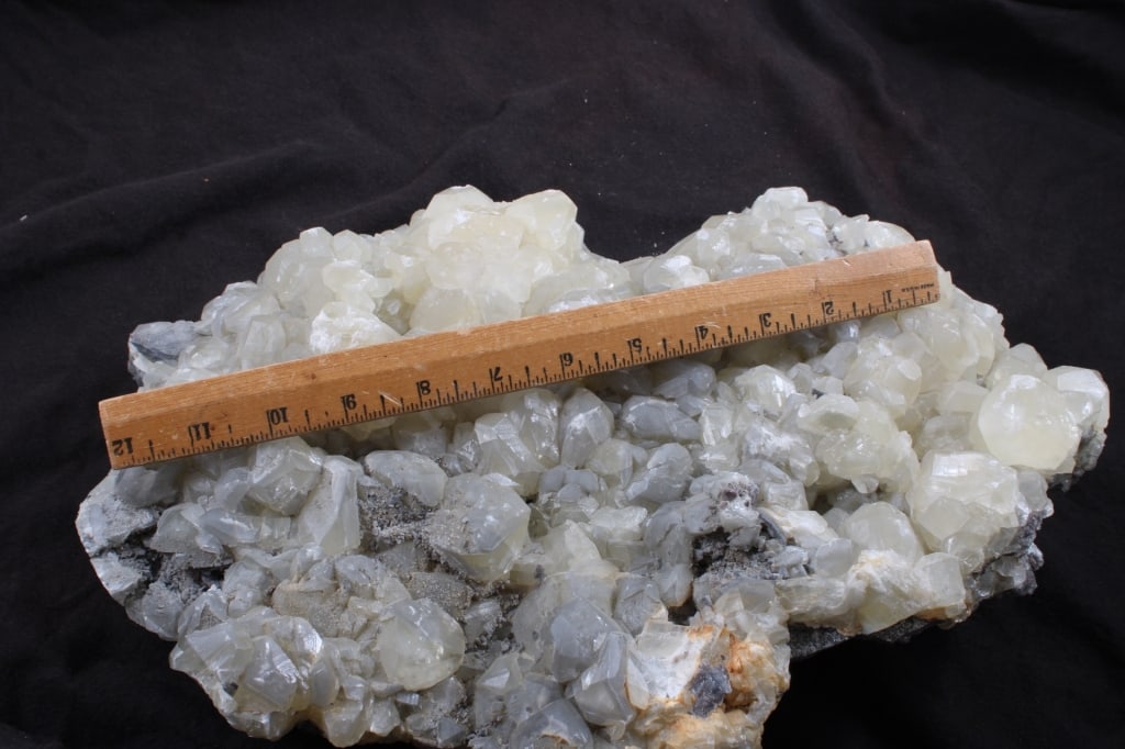 Calcite White Large Natural Mineral Rough Texture - 13