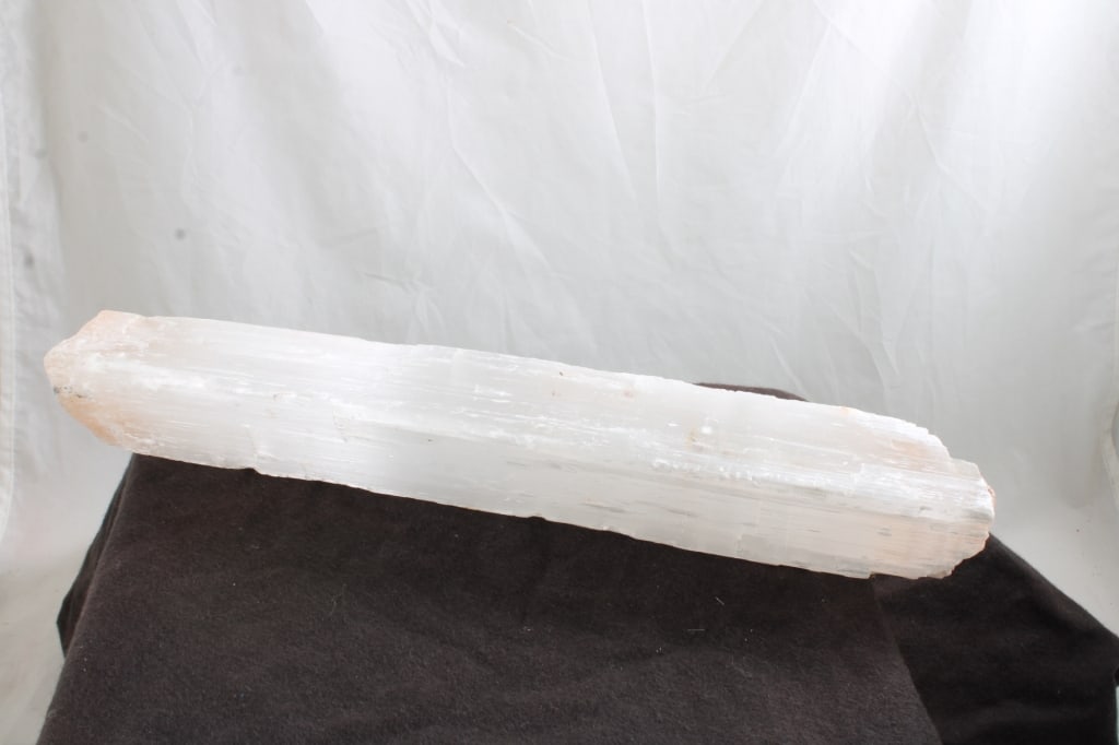 Gypsum Velvet Spar Selenite Crystal Morocco: Gypsum Velvet Spar Selenite Crystal Morocco - Lot Size 16" x 3" x 3". 6 Lbs. All information and photos are intended to be as accurate as possible, but errors are possible. No item may be