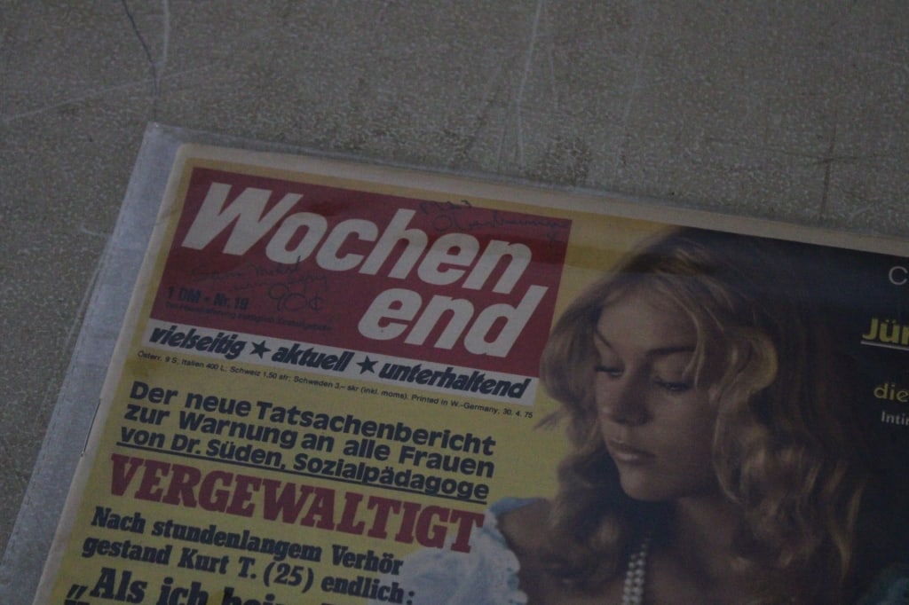 Men's Erotic Books & German Tabloid - 16