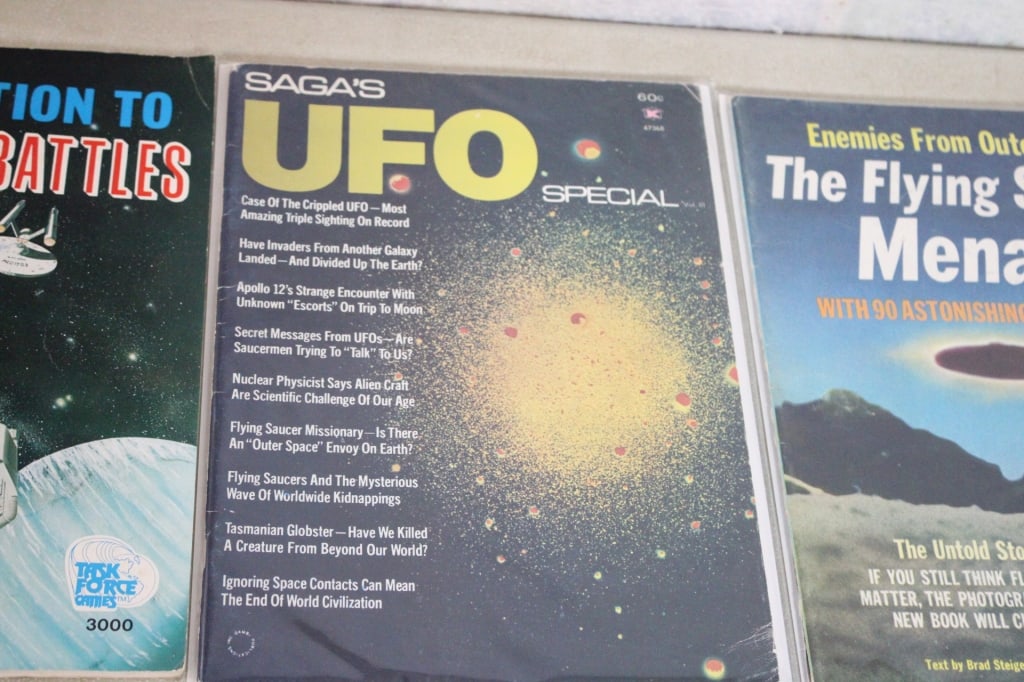 Science Fiction Books & Magazines - 5
