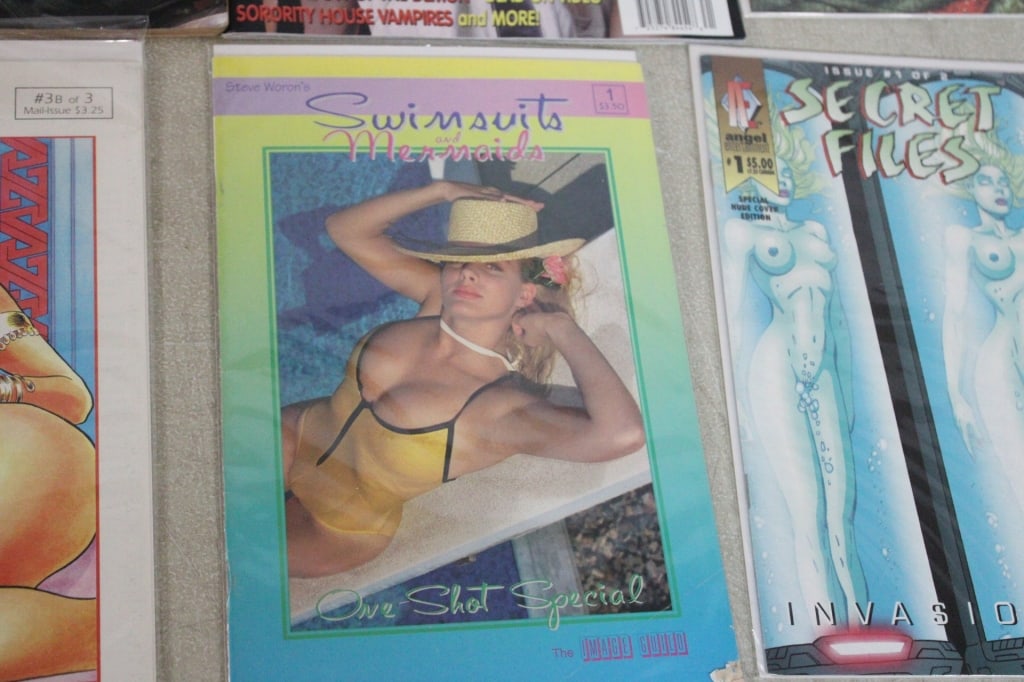 Erotica Comics and Magazines - 16