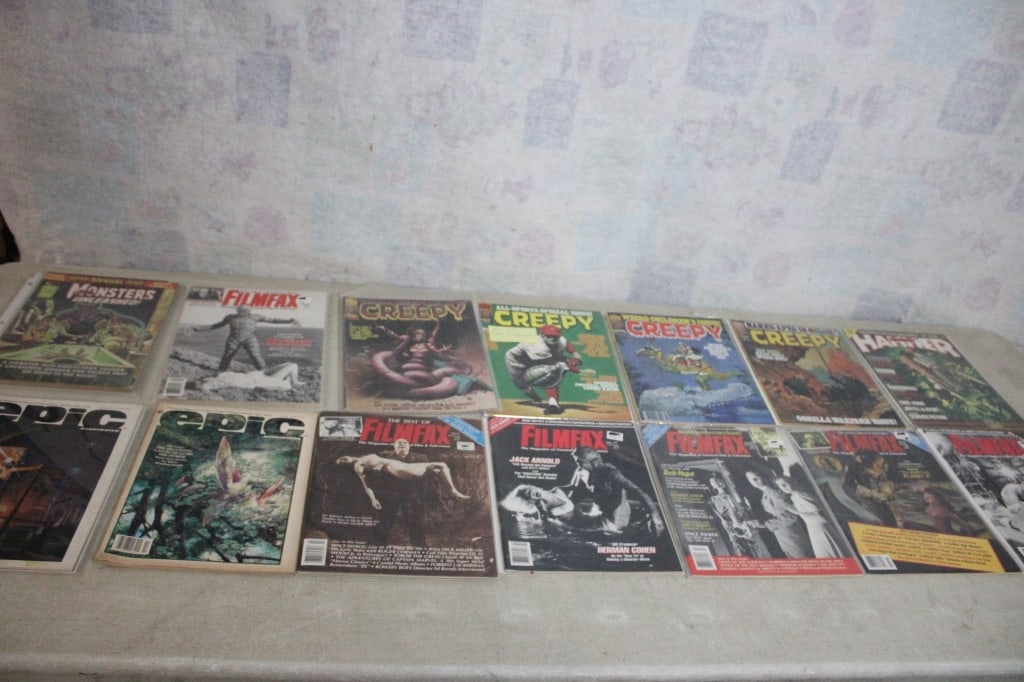14 Horror, Fantasy, Science Fiction Magazines (1 of 17)