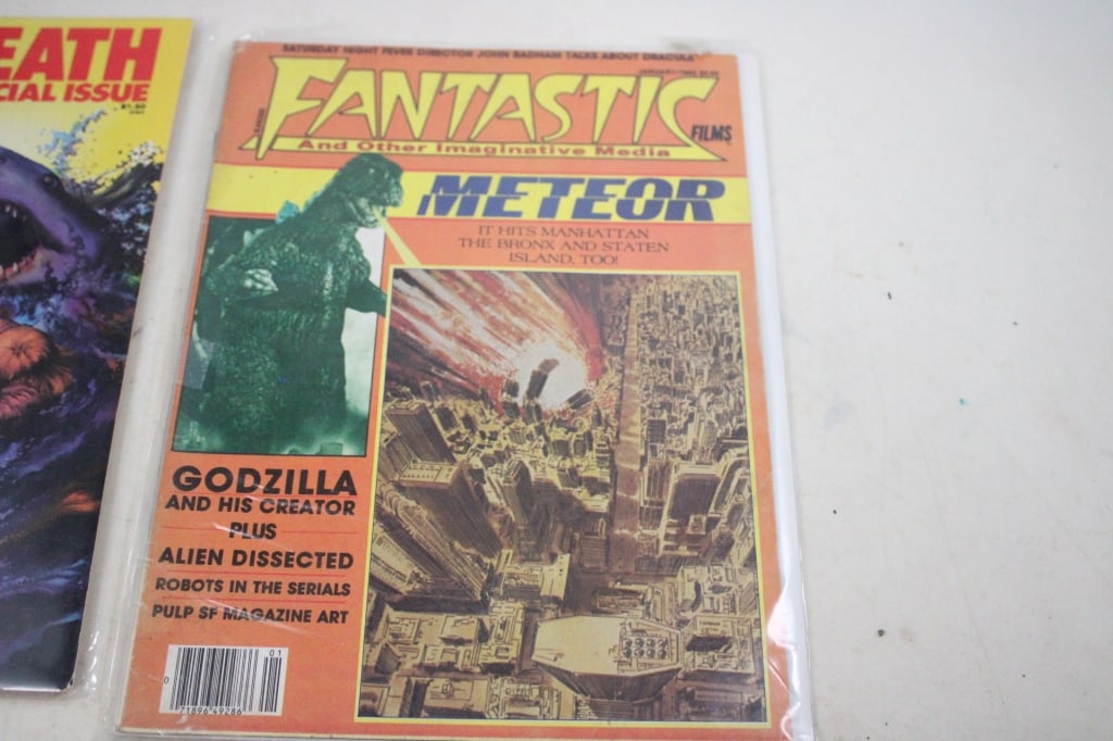 5 Horror Magazines - 11