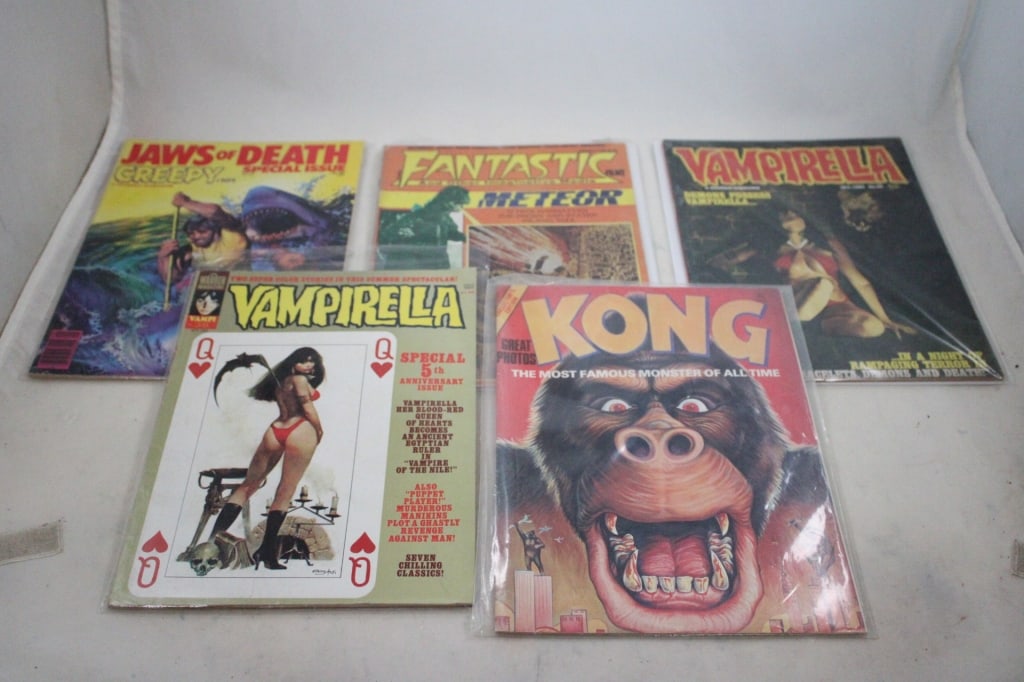 5 Horror Magazines (1 of 17)