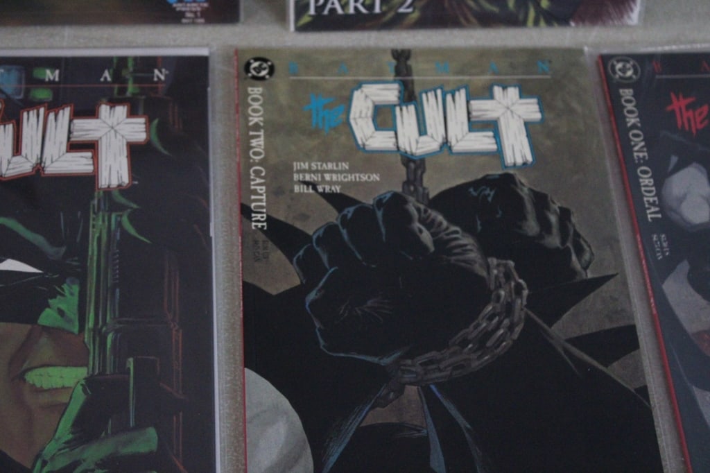 15 Marvel, DC and Other Comic Books - 10