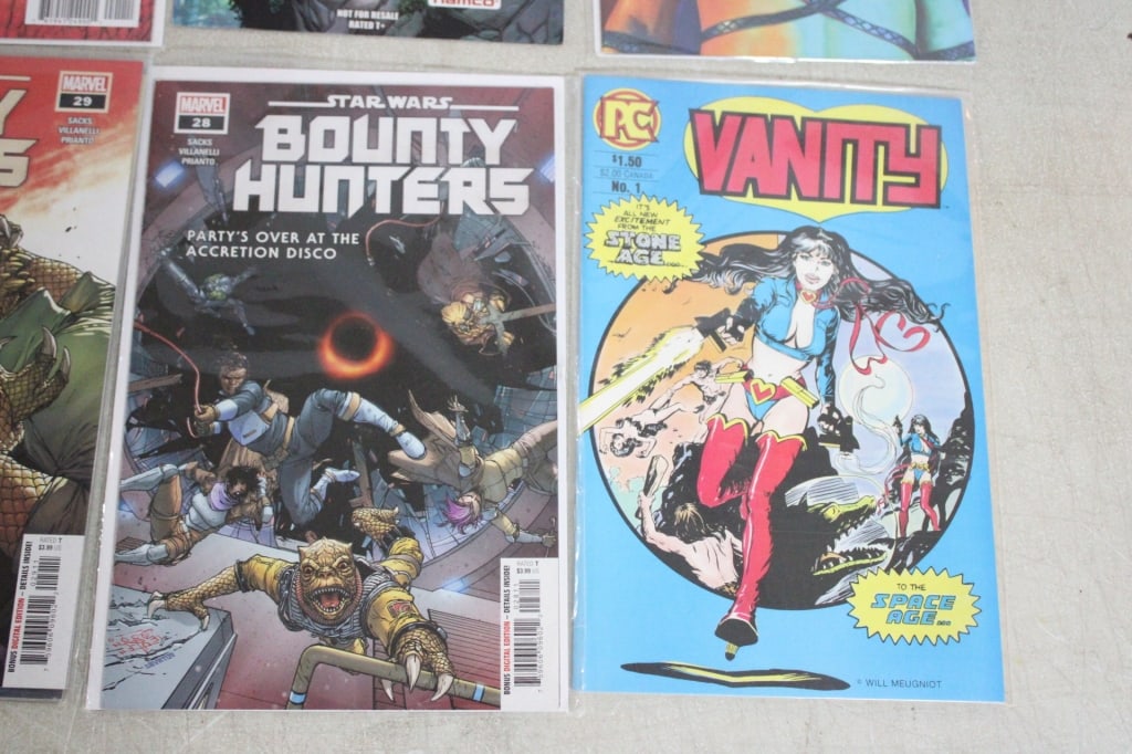 15 Marvel, DC and Other Comic Books - 8