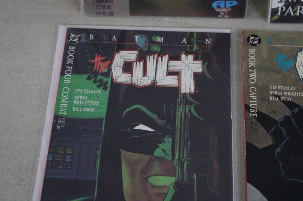 15 Marvel, DC and Other Comic Books - 9