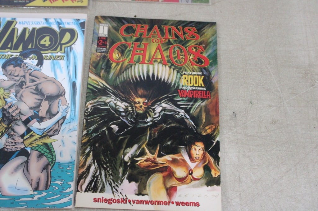 14 Adult Fantasy, Action Comic Books, Magazines - 9