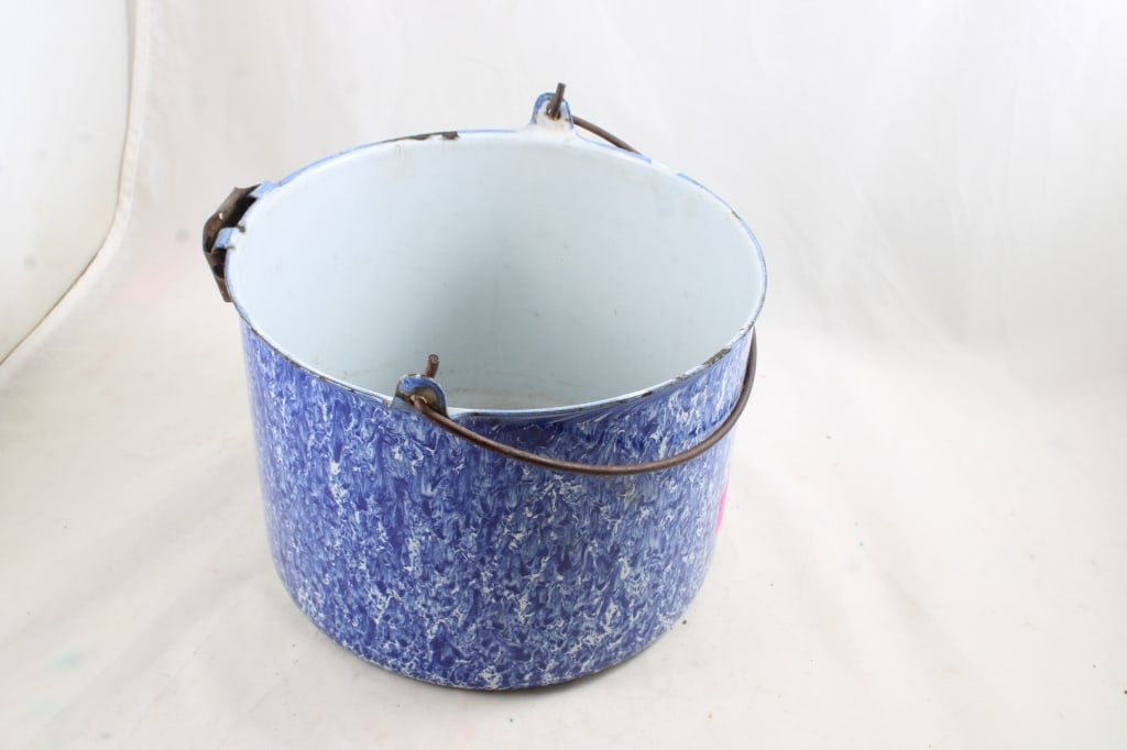 Blue Swirl Graniteware Pail with Pour Spout - 5
