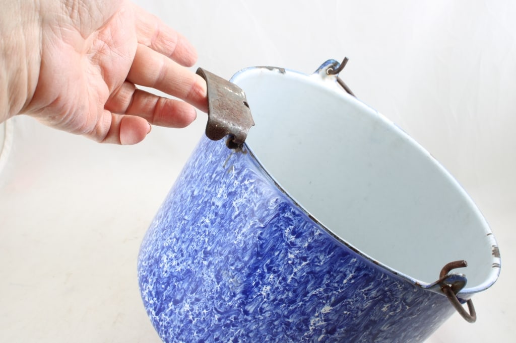 Blue Swirl Graniteware Pail with Pour Spout - 7