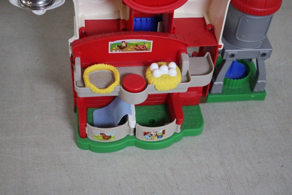 Fisher Price Little People Plane and Barn - 11