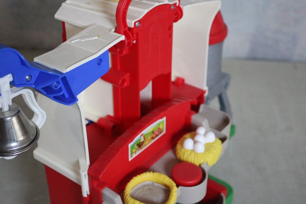 Fisher Price Little People Plane and Barn - 12