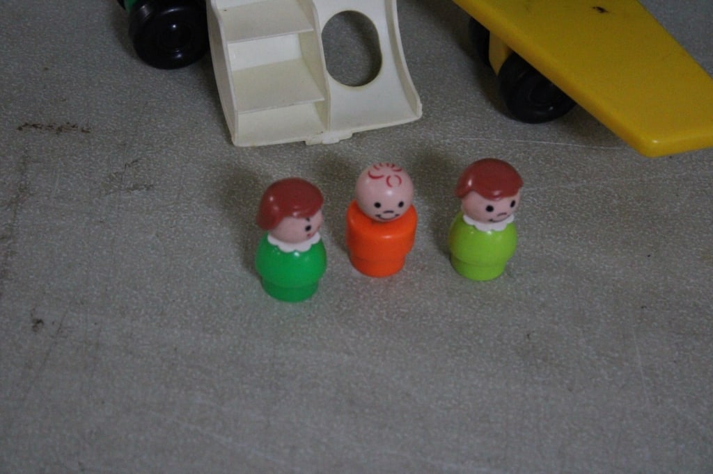 Fisher Price Little People Plane and Barn - 3