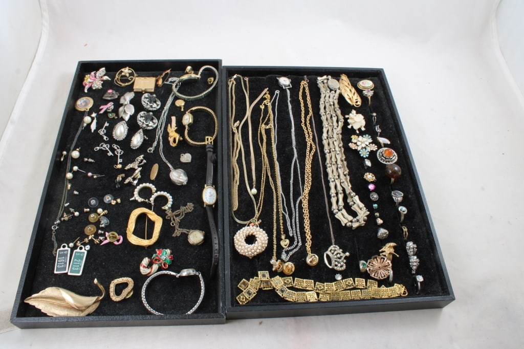 Costume Jewelry, Some Sterling (1 of 20)