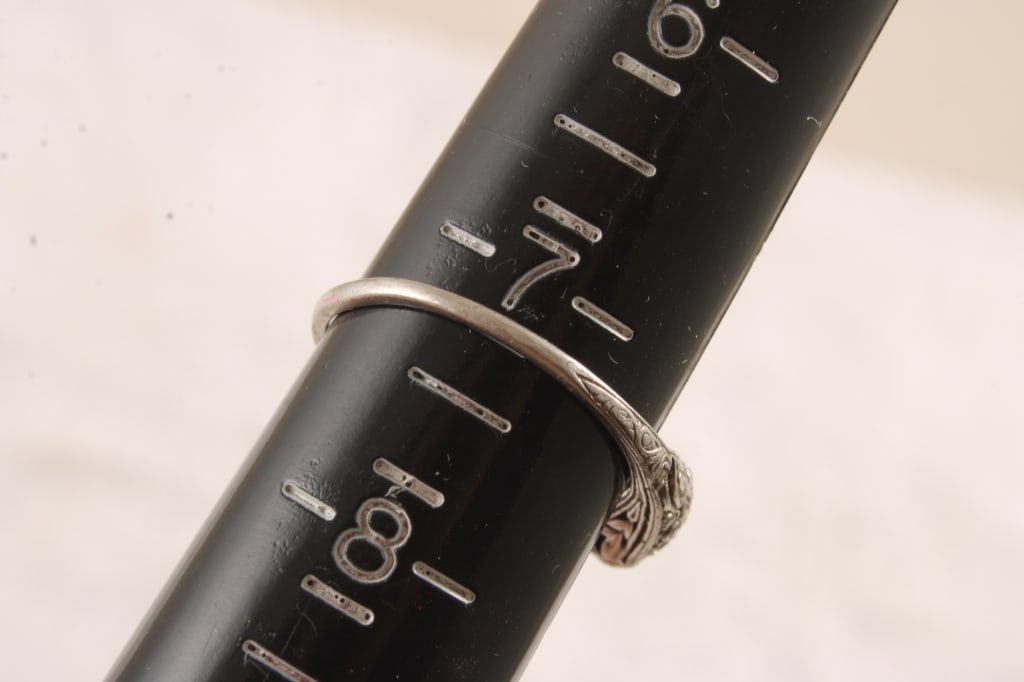 Tiffany & Co Platinum Ring With Diamonds 3.4grams - 3