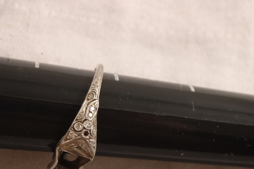 Tiffany & Co Platinum Ring With Diamonds 3.4grams - 6
