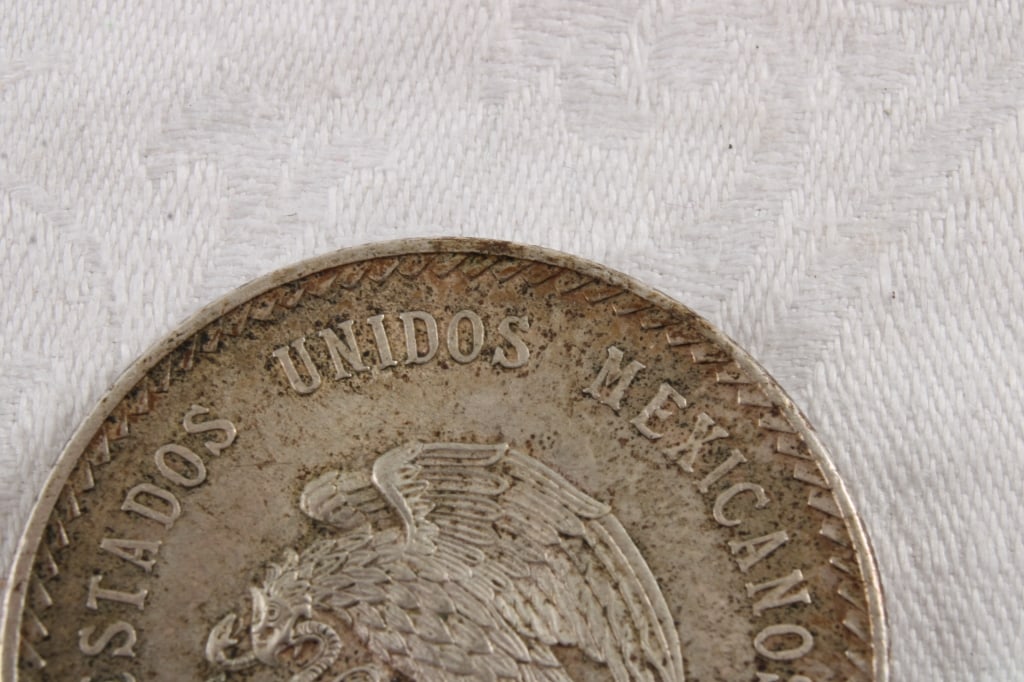 1948 Mexico Cinco Pesos Silver Coin 90% Silver - 5