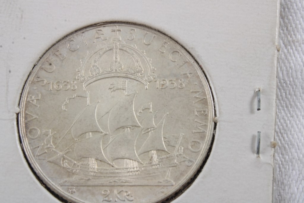 1938 Sweden 2 Kroner Silver Coin - 4