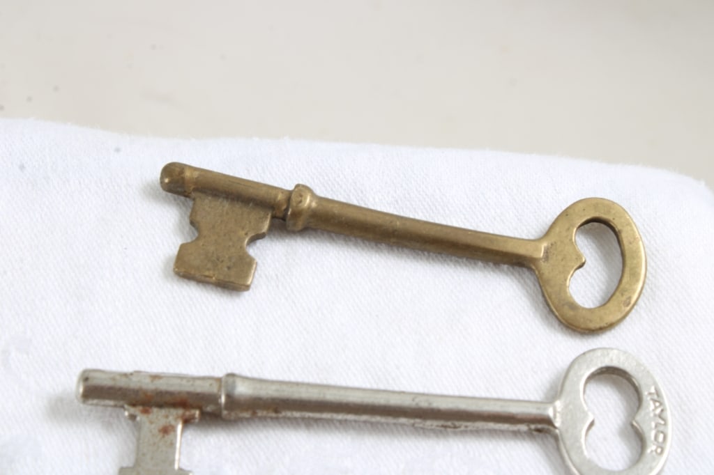 Skeleton Key & Master Keys Lot - 15